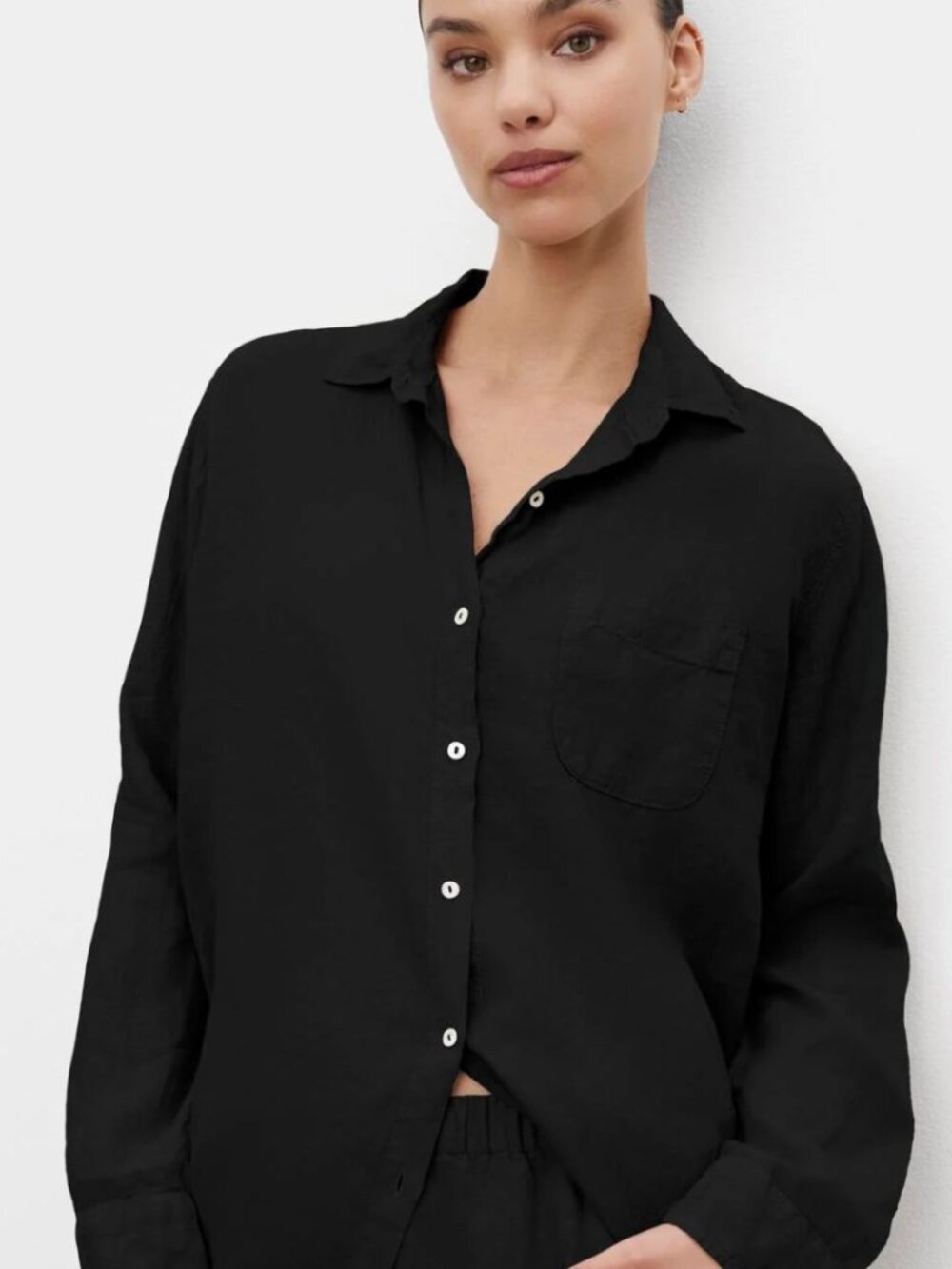 Velvet by Graham & Spencer Brighton Black Linen Button Down Shirt